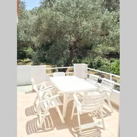 Olive Tree Villa Skiathos スキアトスタウン