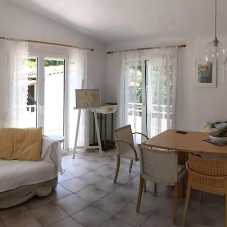 Olive Tree Villa Skiathos アパート *